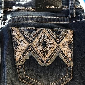 Grace in LA Jeans sized 31” bootcut